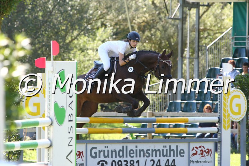 109M7260_Amola_Spring L.JPG